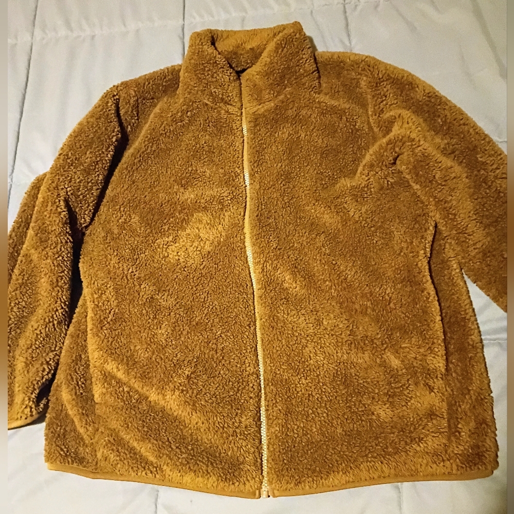 Uniqlo Fluffy Yarn Fleece Brown Full Zip Jacket - Picture 3 of 5